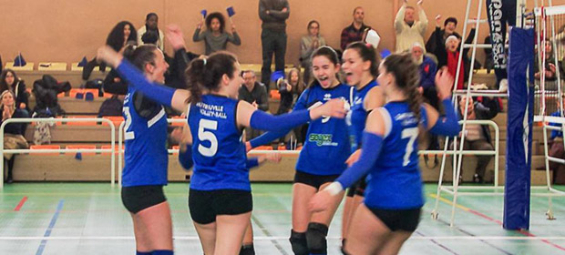 La t&ecirc;te haute !